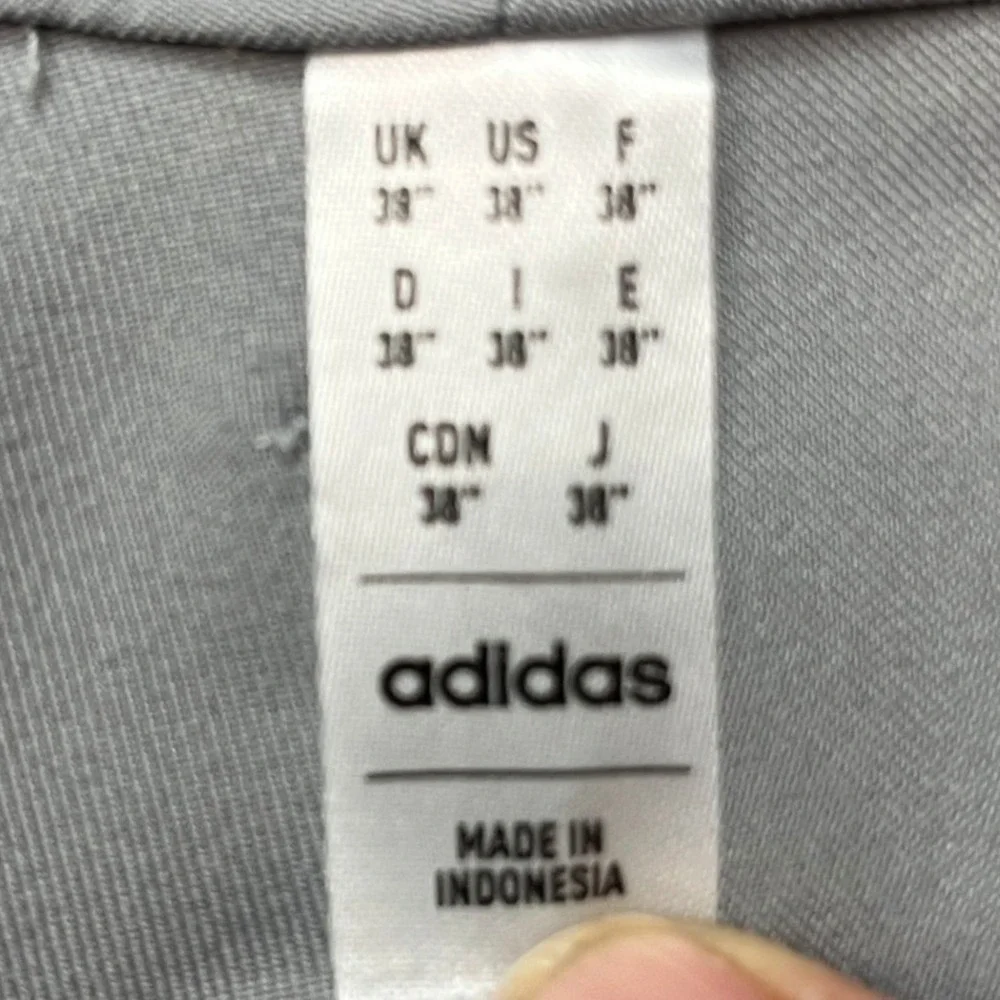 adidas there small